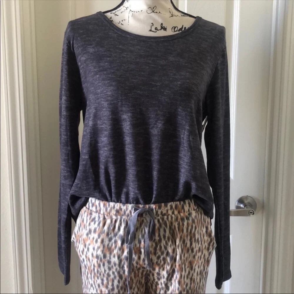 Rene Rofe Animal Print Lounge Pajamas size Medium